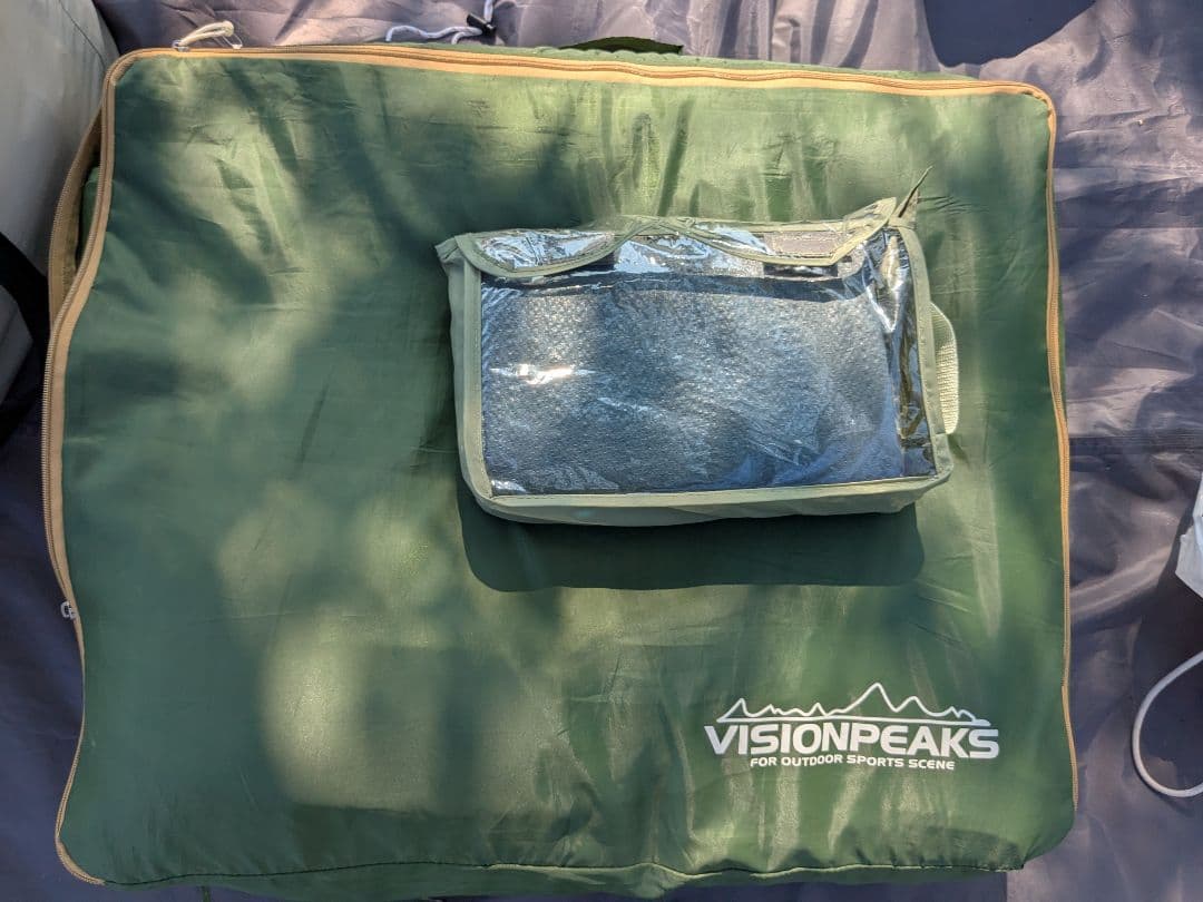 WHOLE EARTH　アースドーム240　グランドシート、フロアマット付