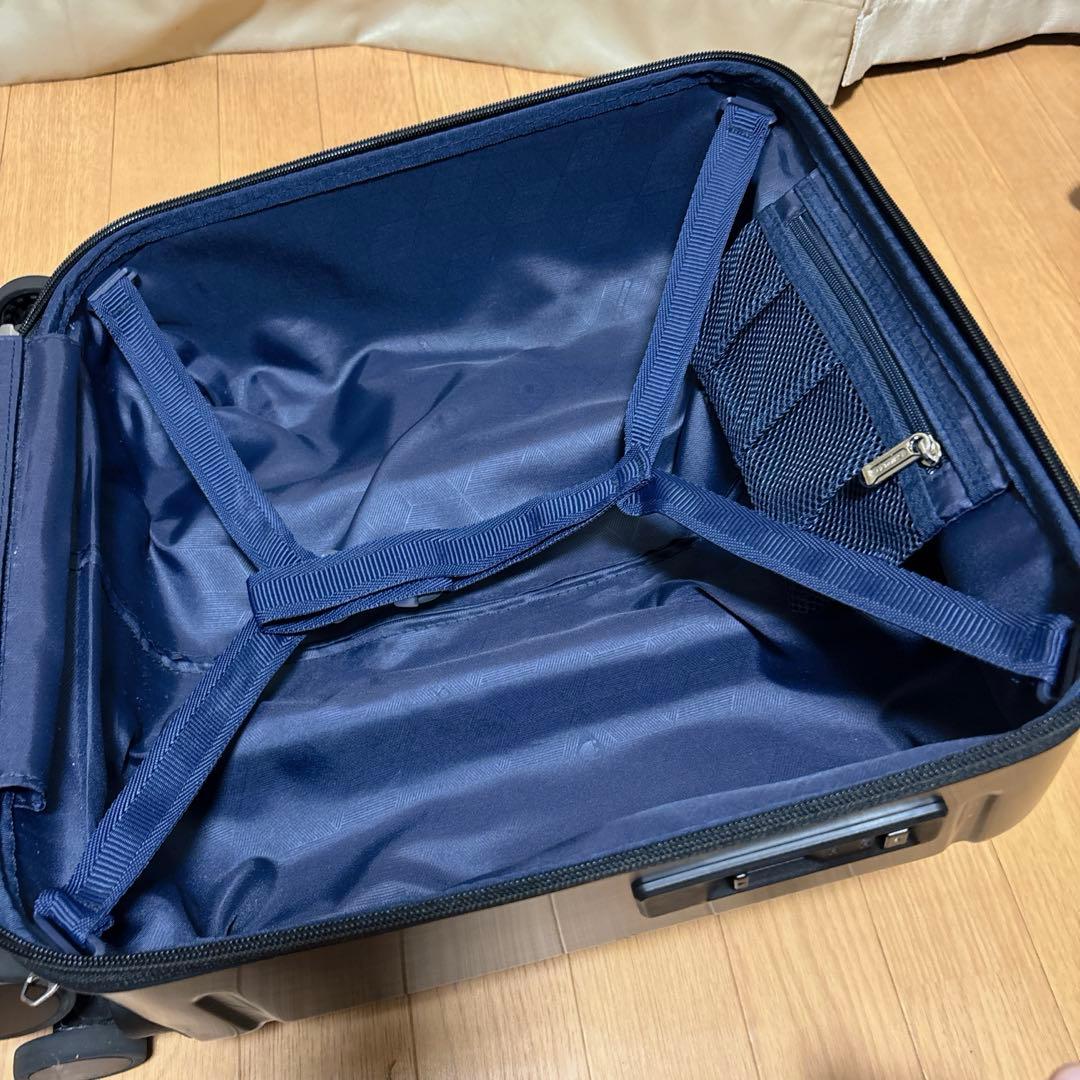 BERMAS INTER CITY フロントオープン スクエア4輪33L