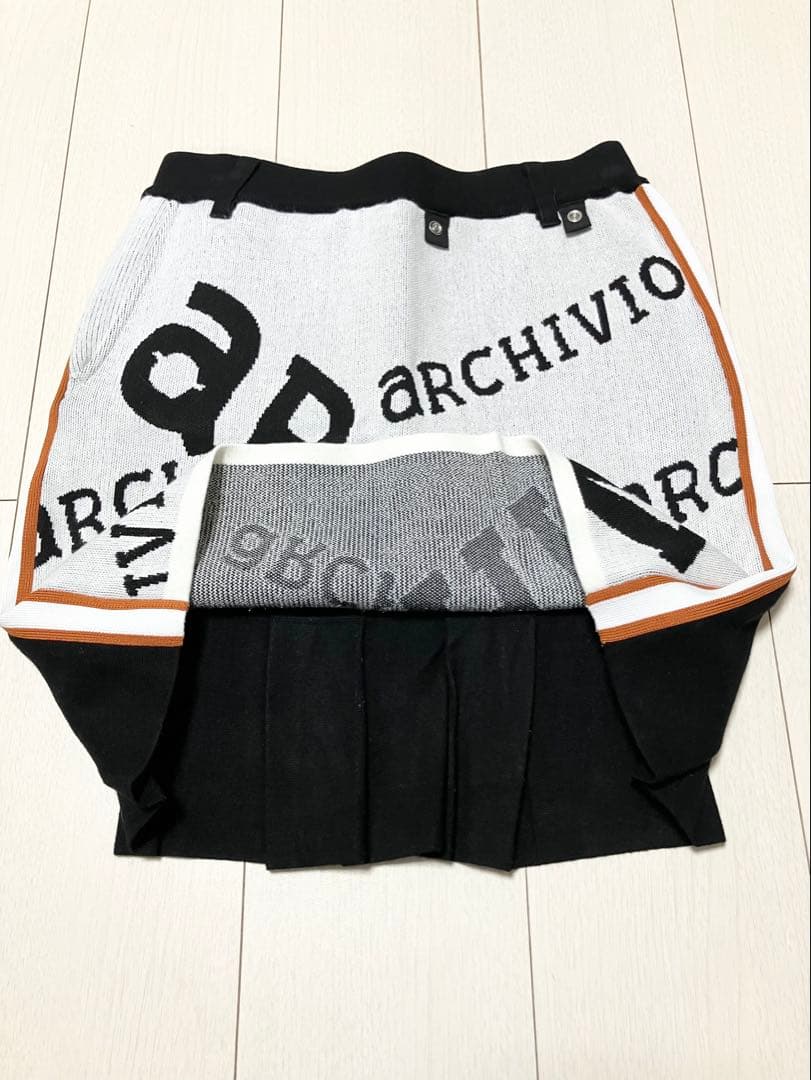 (美品)アルチビオarchivio トナカイセーター・ロゴ柄スカート サイズ36