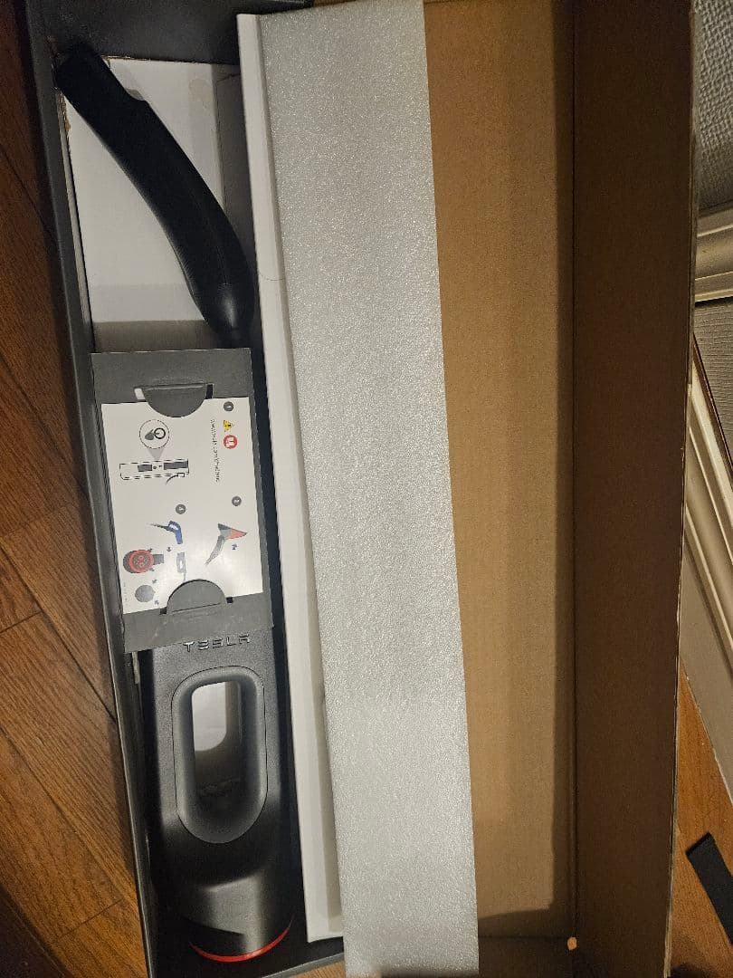 テスラ　純正　チャデモアダプター　箱付き