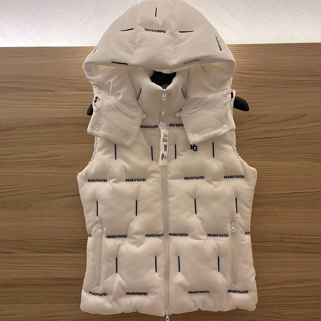 新品★42,900円 パーリーゲイツ ダウンベスト フード付き 白×紺ロゴ 1