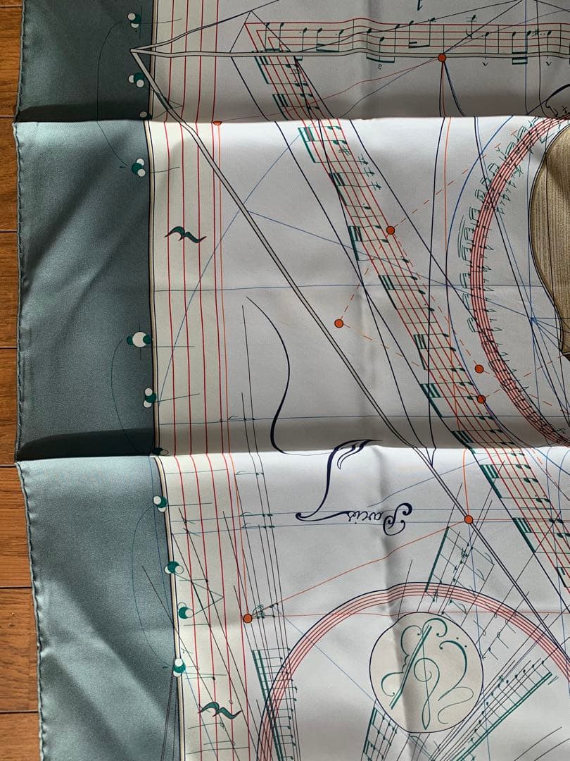 スカーフ　エルメスカレ90 La Musique des Spheres