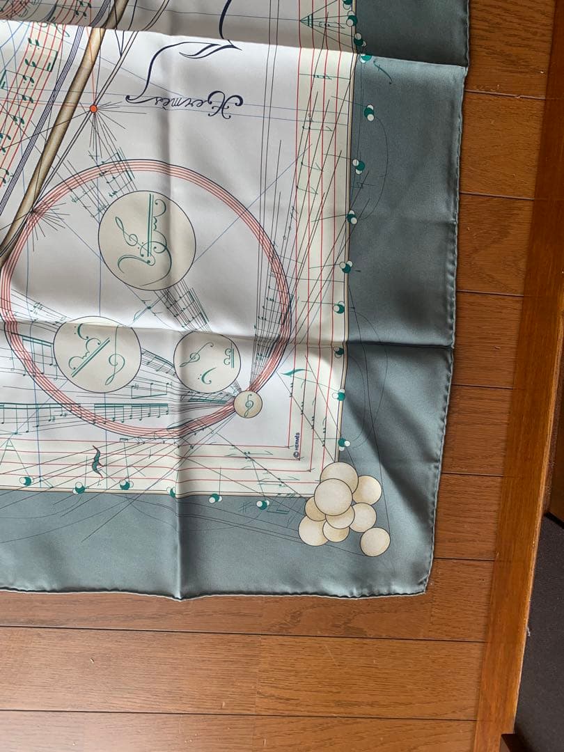 スカーフ　エルメスカレ90 La Musique des Spheres