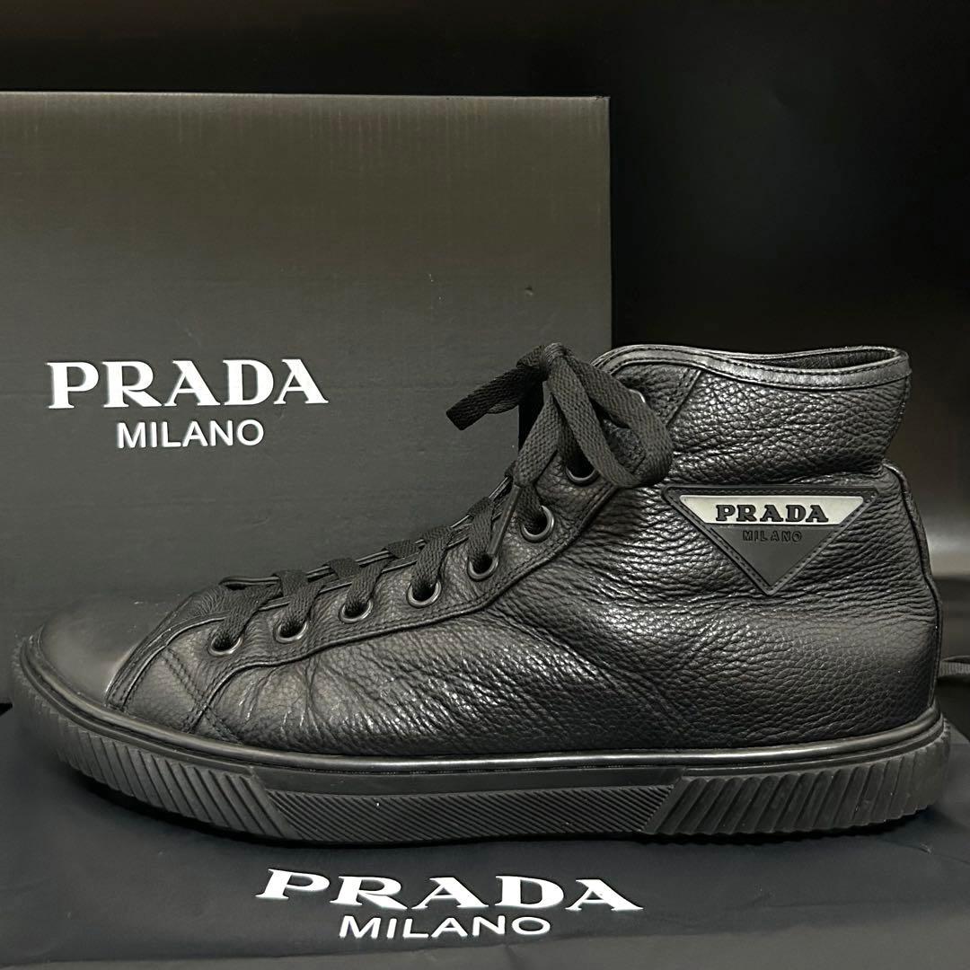 美品】プラダ ハイカットスニーカー 三角ロゴ メンズ オールレザー 黒