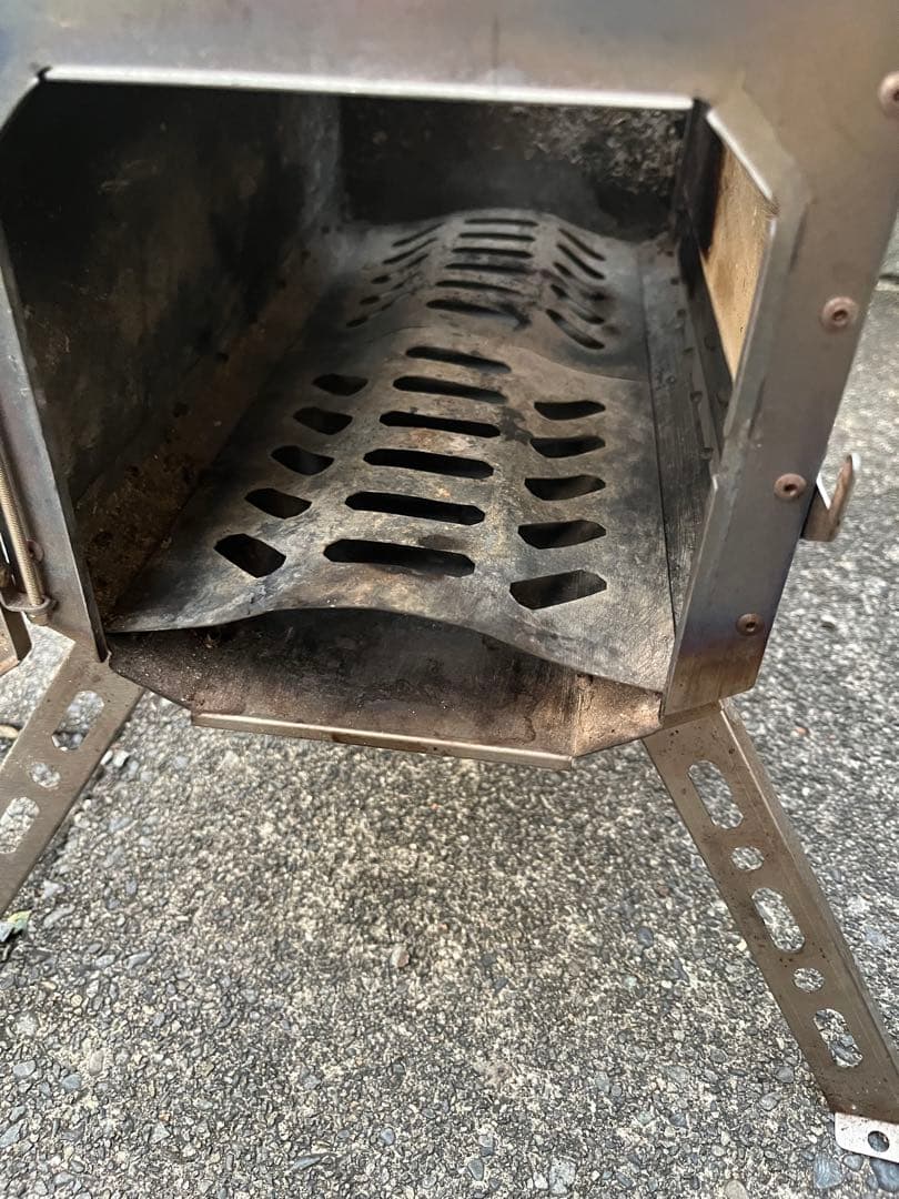 ポモリー　Traveller 3 | 超軽量チタン薪ストーブ | POMOLY