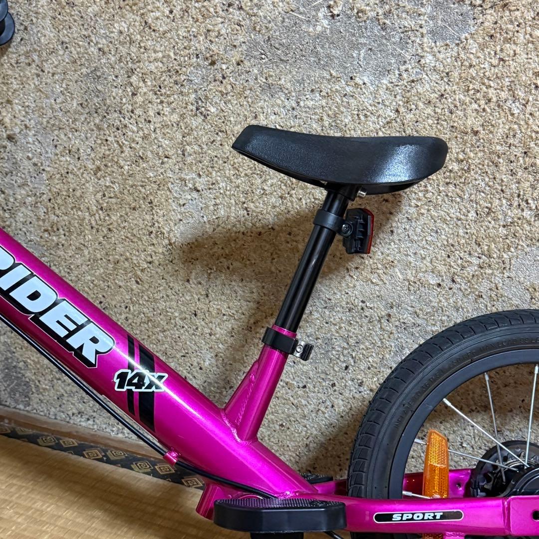 【極美品】STRIDER ストライダー　14X バランスバイク　ピンク