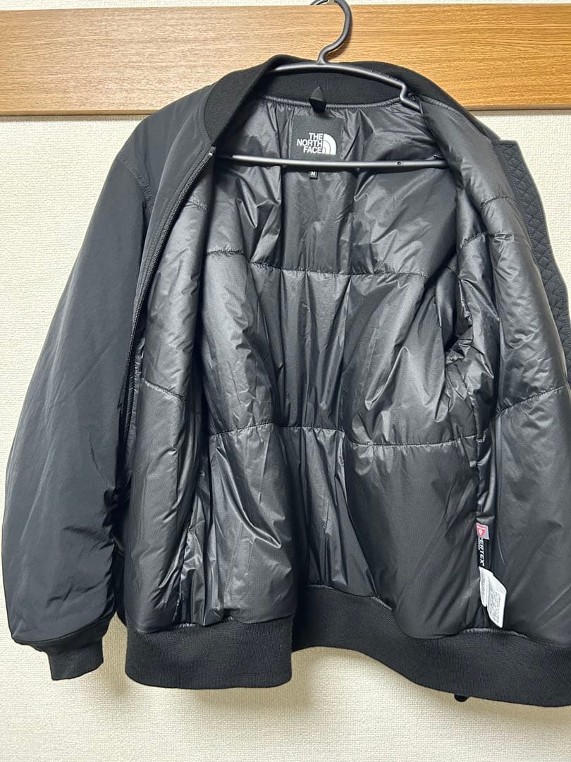 ノースフェイスインサレーションボンバージャケット ブラックM NY82334