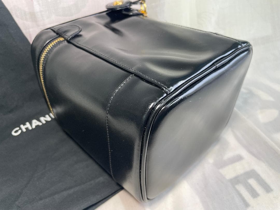 瑠衣様専用 CHANEL バニティ バッグ 化粧ポーチ レザー 小物ポーチ134