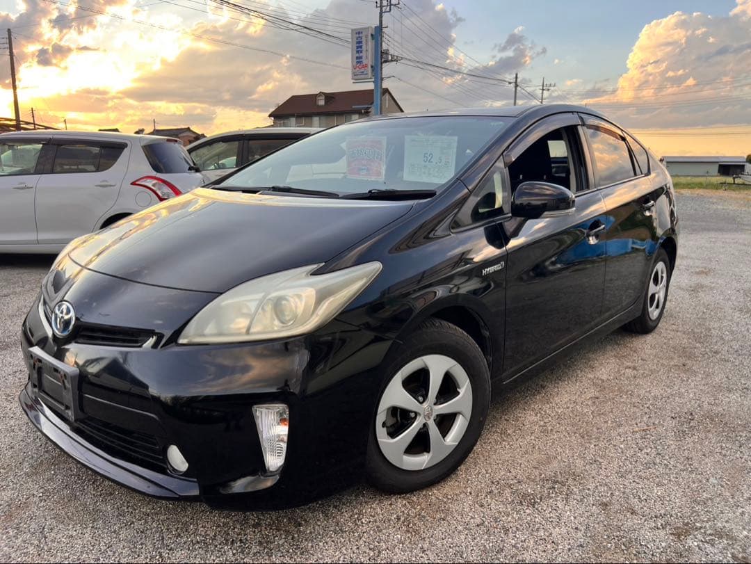 トヨタプリウス本体価格ー45万