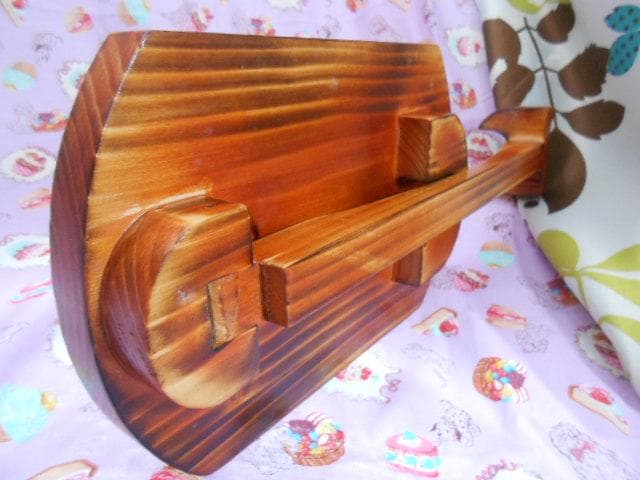 新品未使用(送料無料)8.980円　沖縄三線専用　木製三線台三個セット一括販売