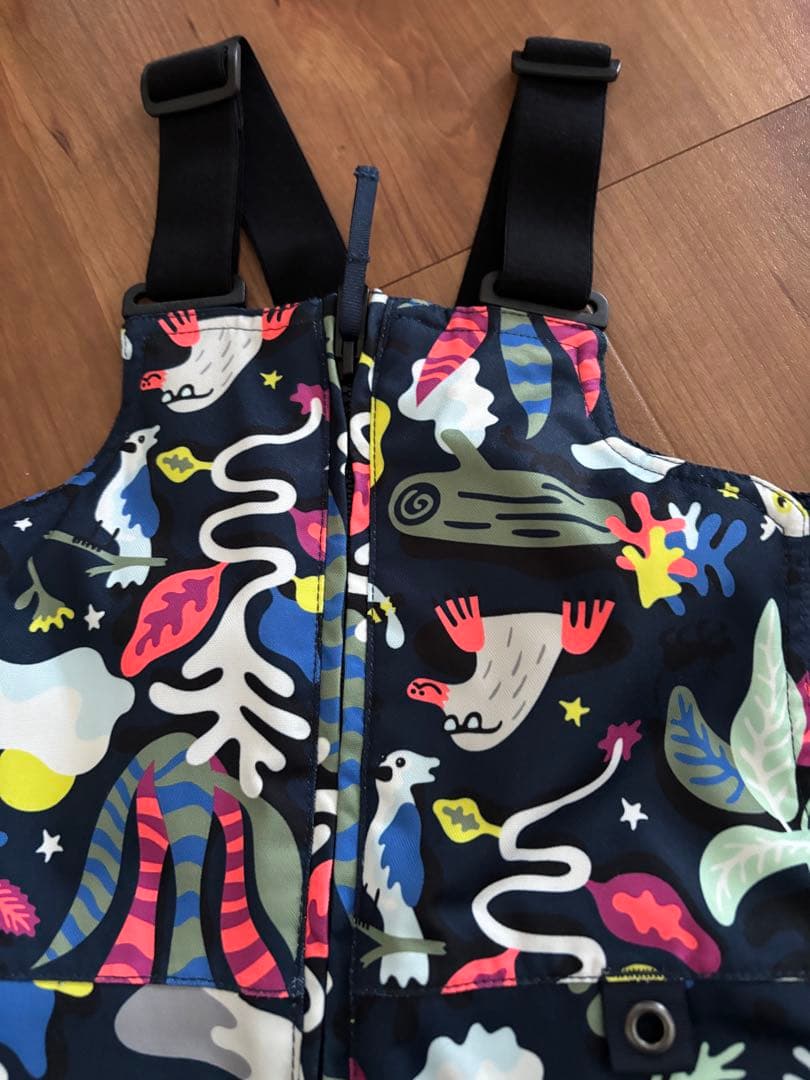 バートン　4T 子供用　スノーボードウェア スキー　柄　派手