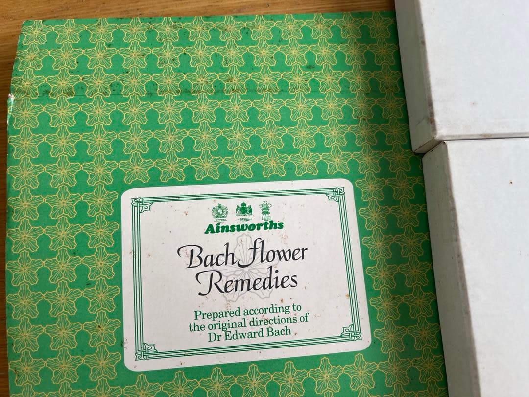 バッチフラワーエッセンス エインズワース社　40本フルセット　バッチ博士の遺産