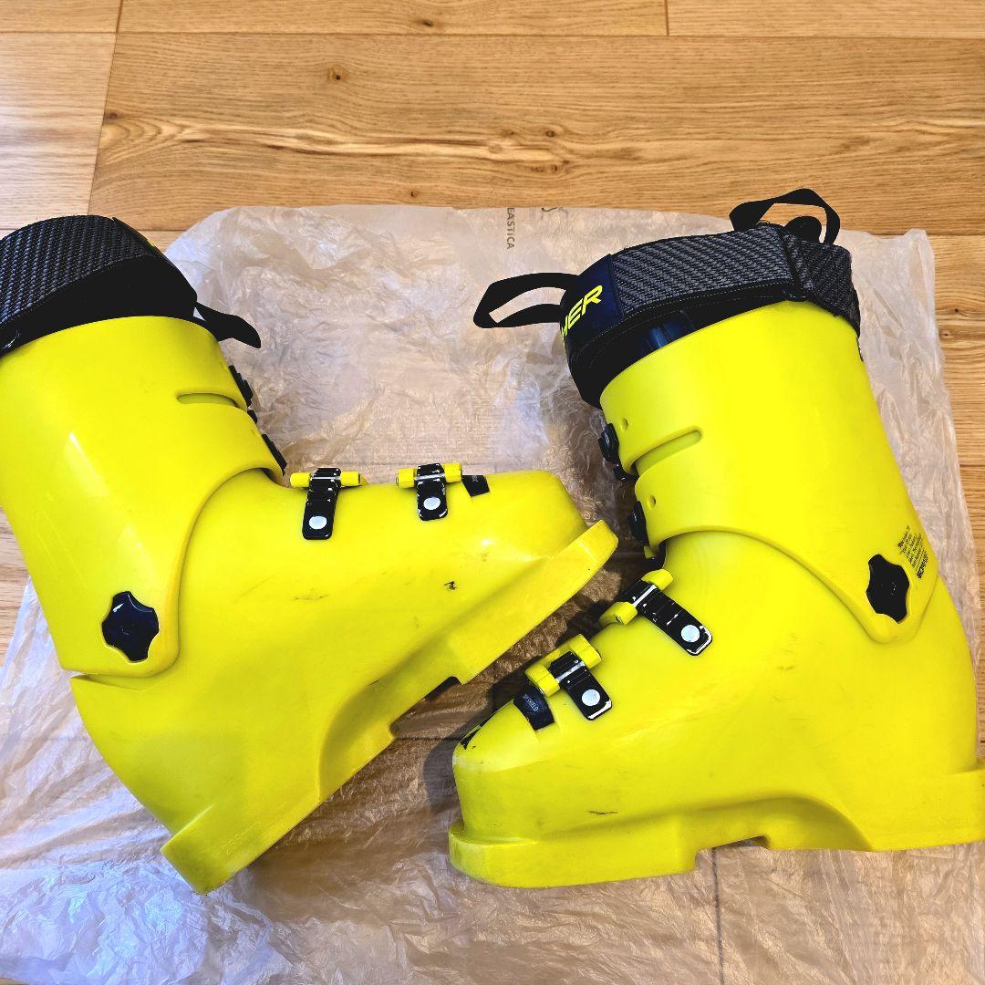 FISCHER RC4 スキーブーツ 21～21.5cm