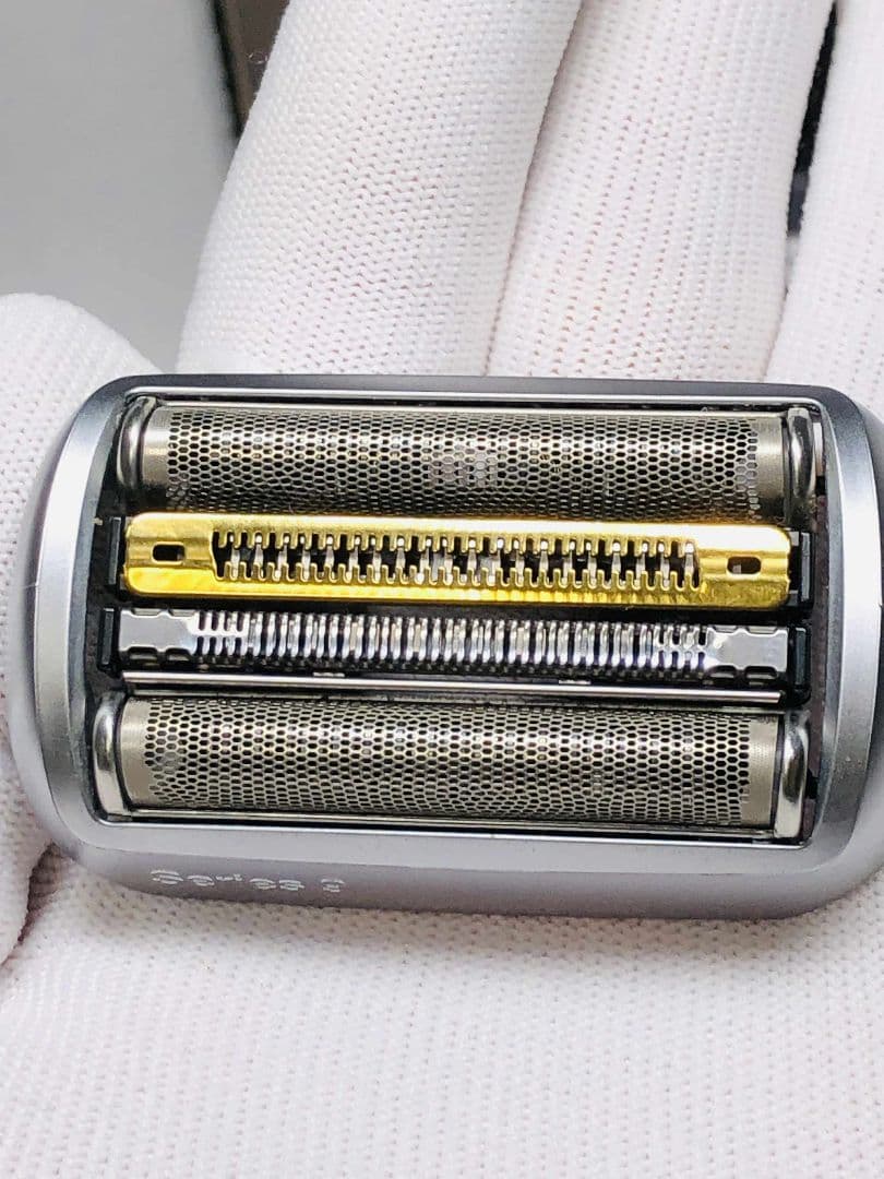 【美品】ブラウン シリーズ9 9390cc -Vメンズ電気シェーバー