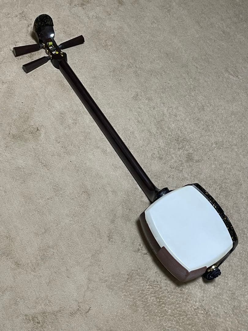 = ゆうえんちー = 津軽紅木金細三味線(通常撥+鼈甲撥付)