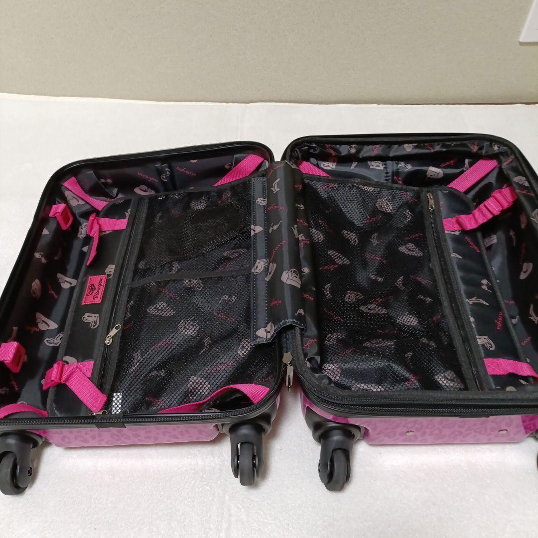 【美品】VIVAYOU キャリーケース　ピンクヒョウ柄