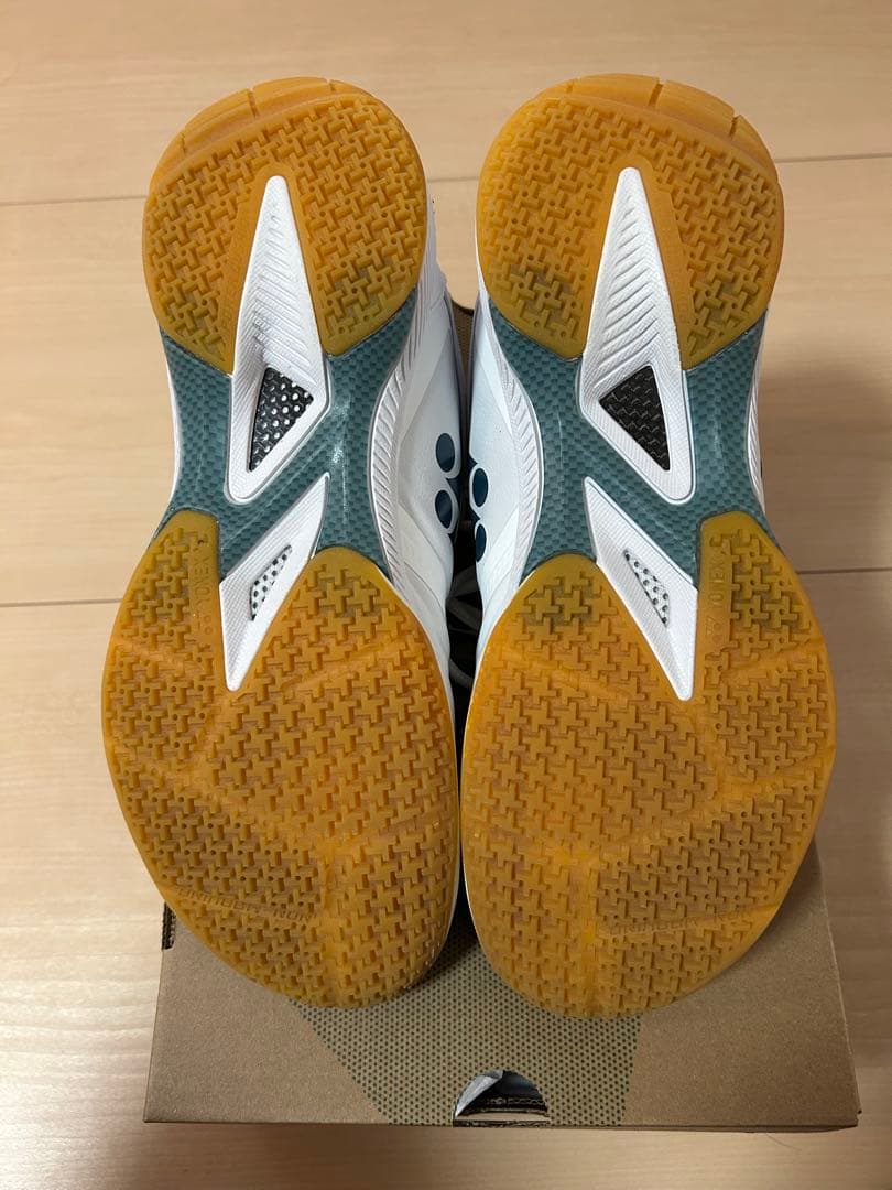 ヨネックス　バドミントンシューズ　SHB65Z4スリム 26.5㎝