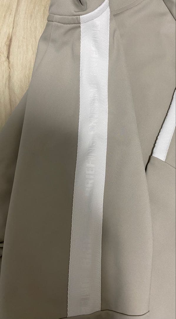 新品未使用BRIEFING フード付きジャケット