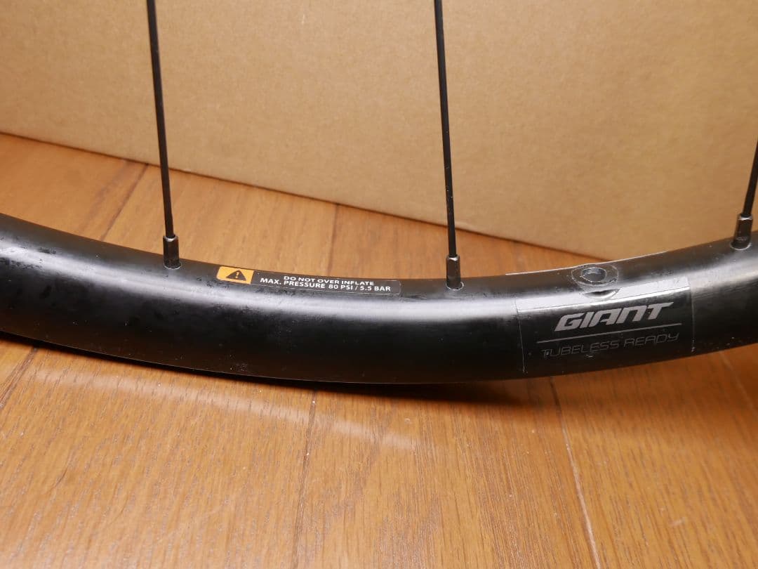 GIANT PX2 チューブレス グラベルDISCホイール ガラスコーティング済