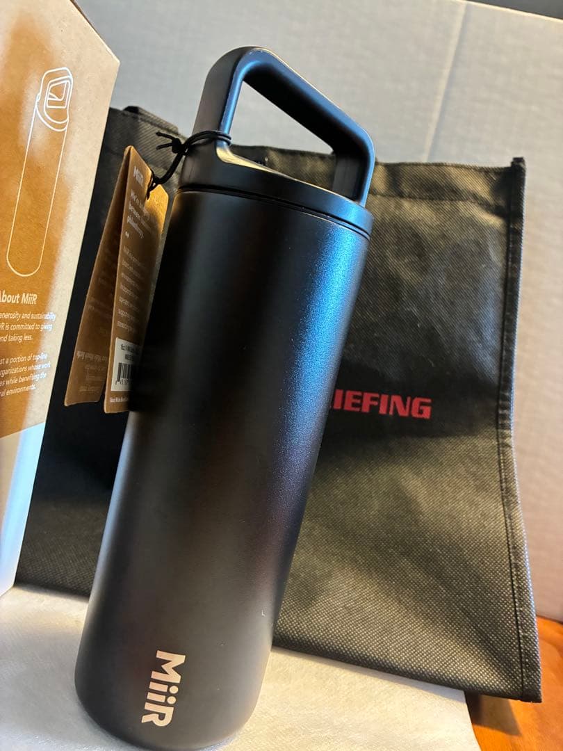 【数量限定‼️】BRIEFING ×MiiR◆水筒 16oz 黒◆未使用