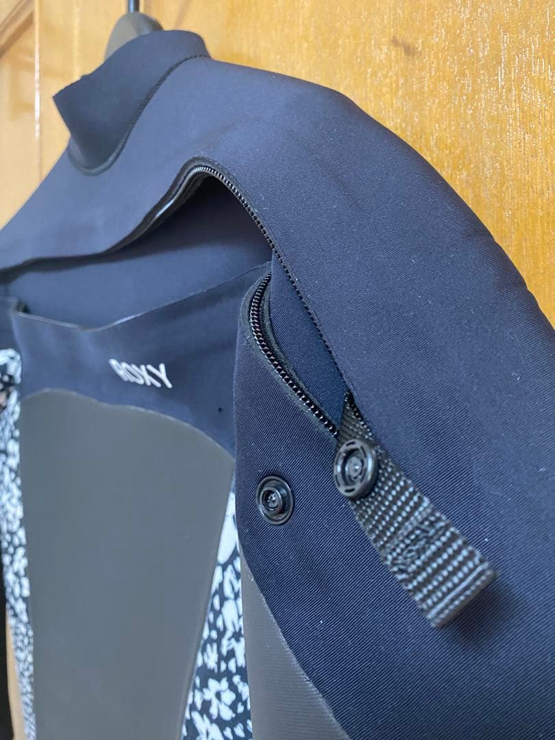 ロキシー　ROXY セミドライスーツ ML