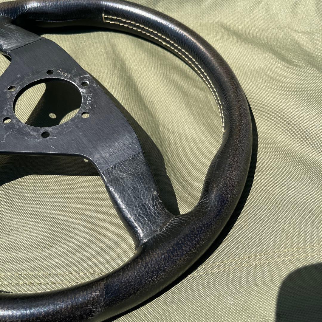 MOMO モモ 34パイ ステアリング ホーンボタン付き モモホーンボタン