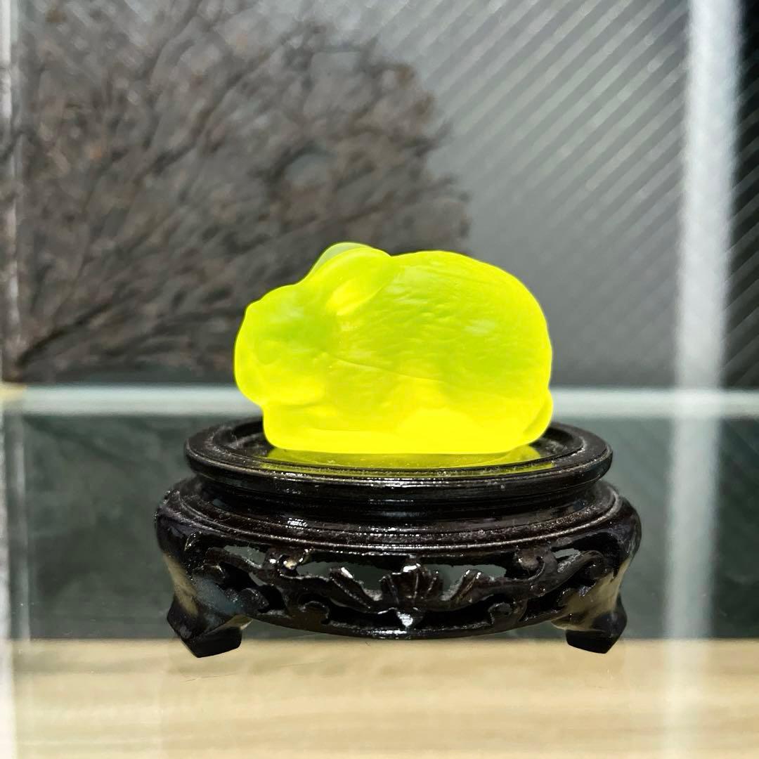 骨董　時代ガラス　磨りガラス　プレスガラス　兎　フィギュリン　文鎮　ウランガラス