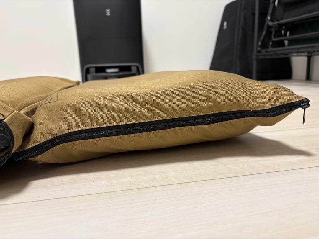 Colemanインフレーターマットハイピークダブルピロー2個セットモバイルポンプ