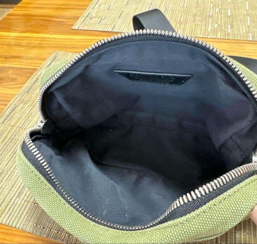 DSQUARED2 ボディバッグ オリーブグリーン☆美品☆