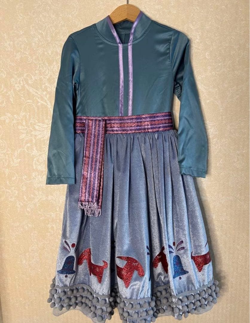 【アナ雪】希少　アナ　ドレス　ディズニー公式　110㎝　家族の思い出　クリスマス