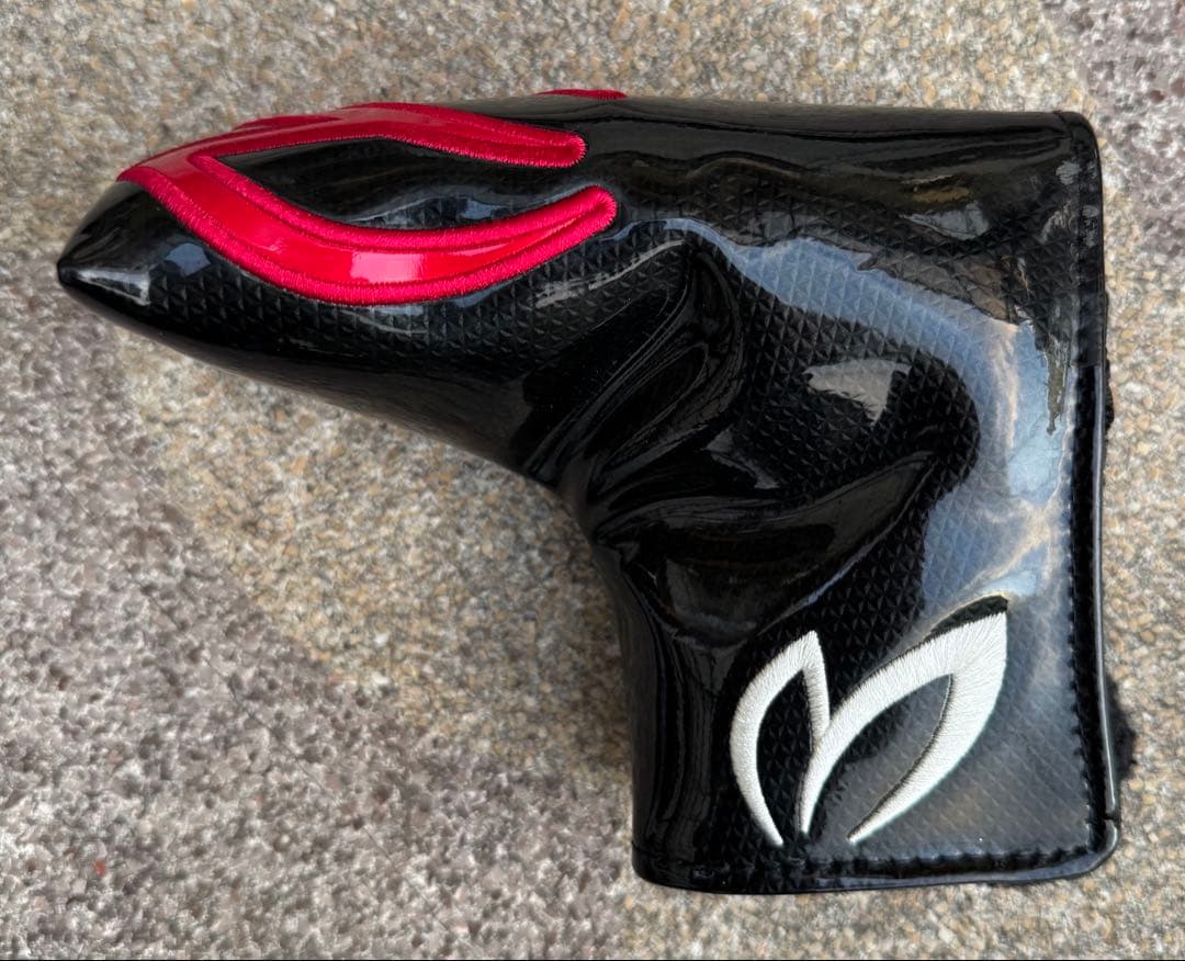 MASTER BUNNY ゴルフバッグ　ブラックシルバーロゴ細身が良い最高