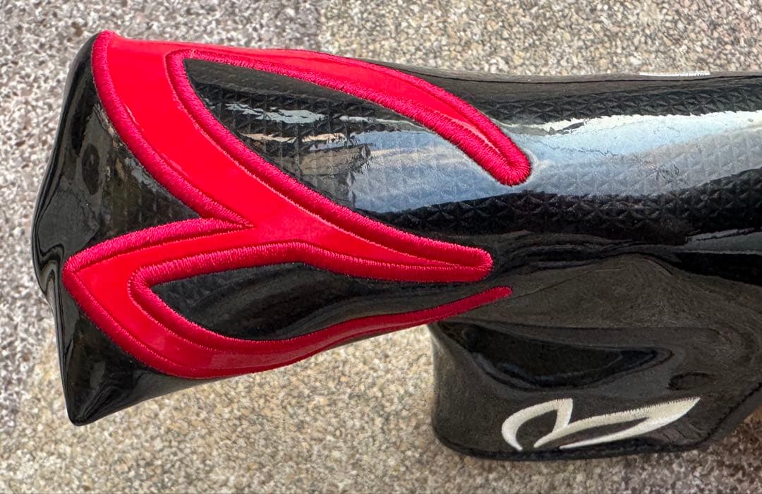 MASTER BUNNY ゴルフバッグ　ブラックシルバーロゴ細身が良い最高