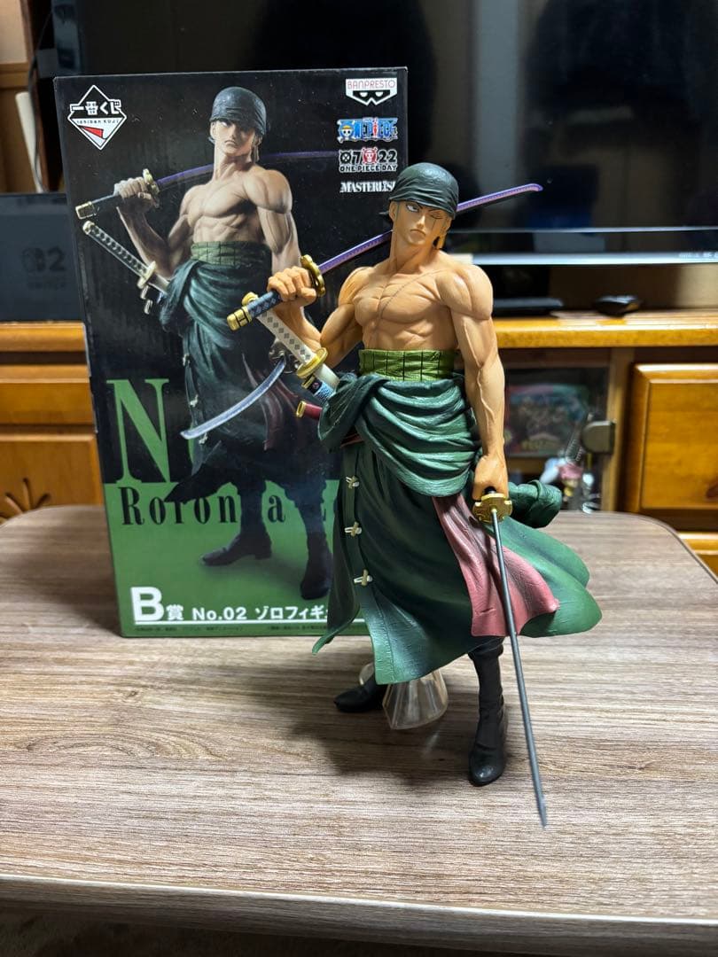 一番くじ　ワンピース　ゾロ　フィギュア