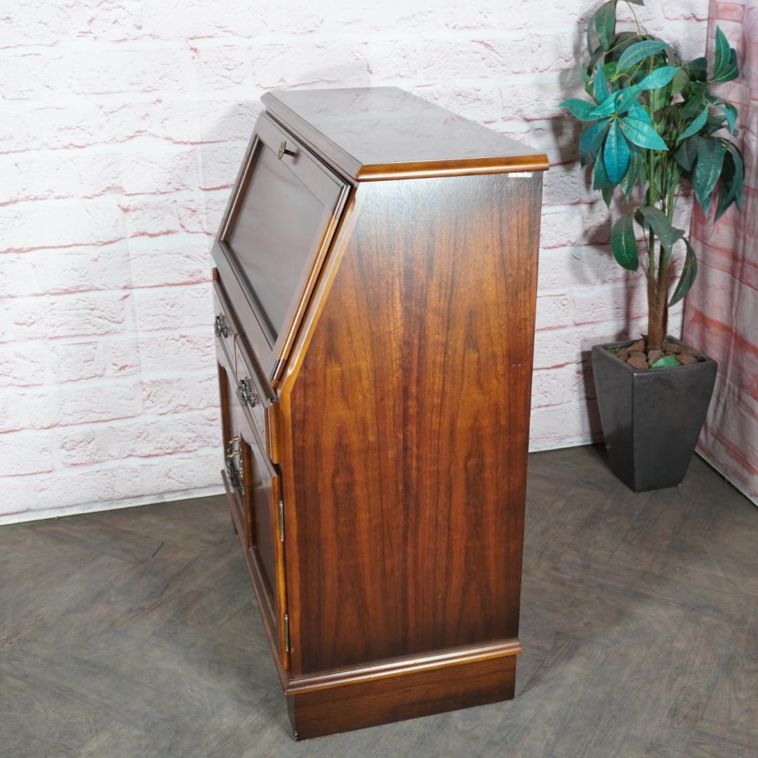 カリモク コロニアルシリーズ ライティングビューロー/デスク QC3011NK