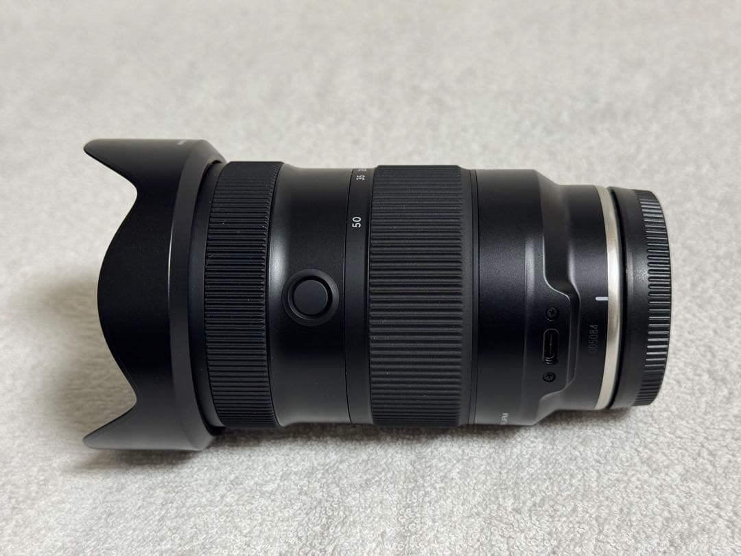 値下　ほぼ未使用 美品　TAMRON17-50mm F/4 Di III VXD