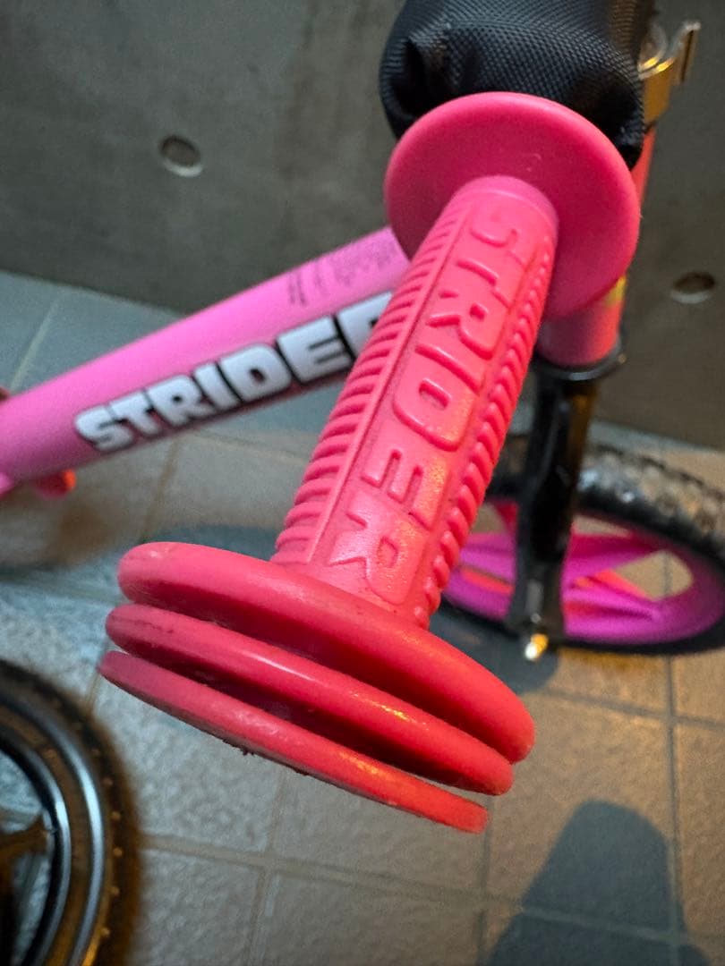 STRIDER バランスバイク ピンク　正規品