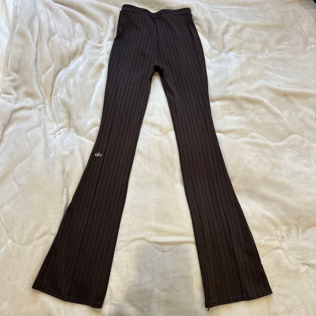 alo ストライプ ブラトップ＆レギンスセット XS alo ストライプ ブラ