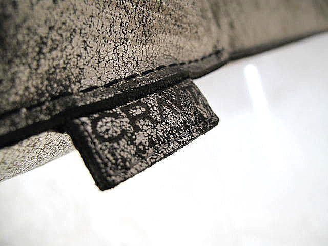 トーヨーキッチンスタイル 銀嶺チェア 約29万　　本革チェア　ダイニングチェア