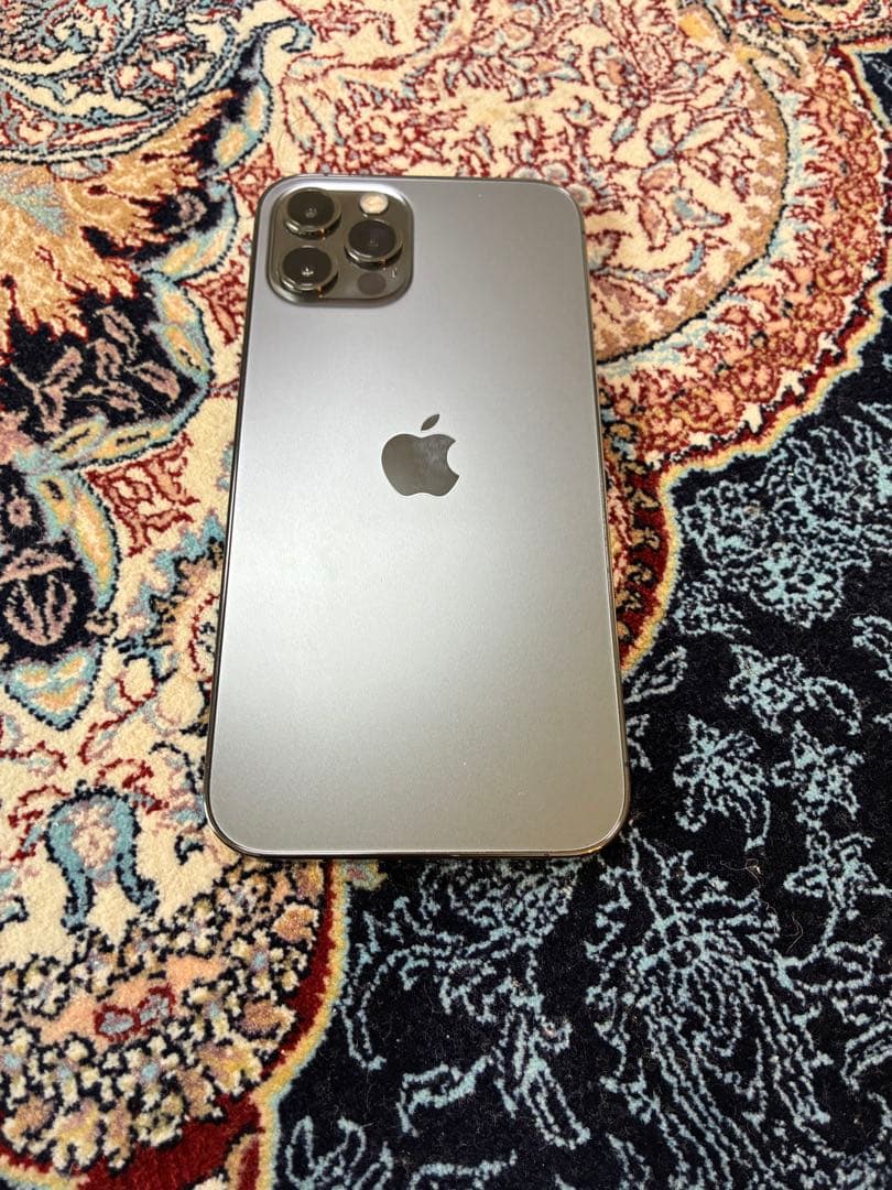 Apple iPhone 12 Pro グラファイト　128gb