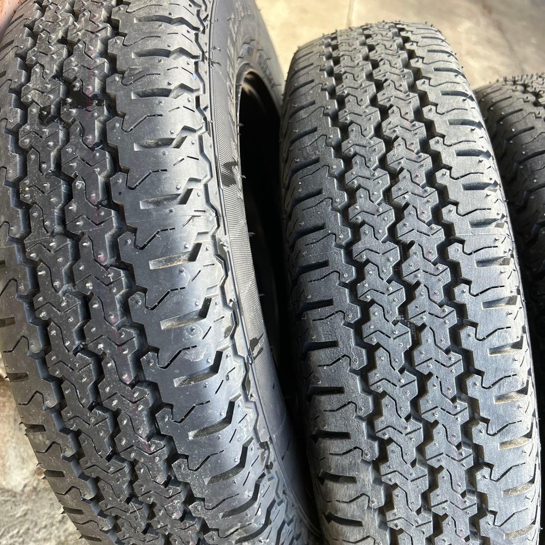 藤木秋夫　送料込み純正品タイヤホイール　新車外し　　軽トラ　　２本　　①