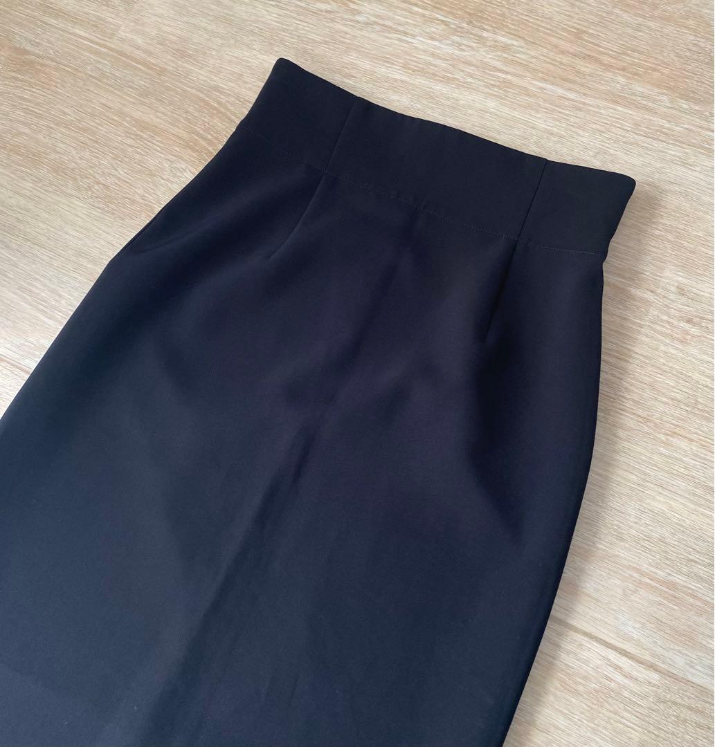 ほぼ新品 NOBLE コンフォートジャージーライクタイトスカートブラック 36