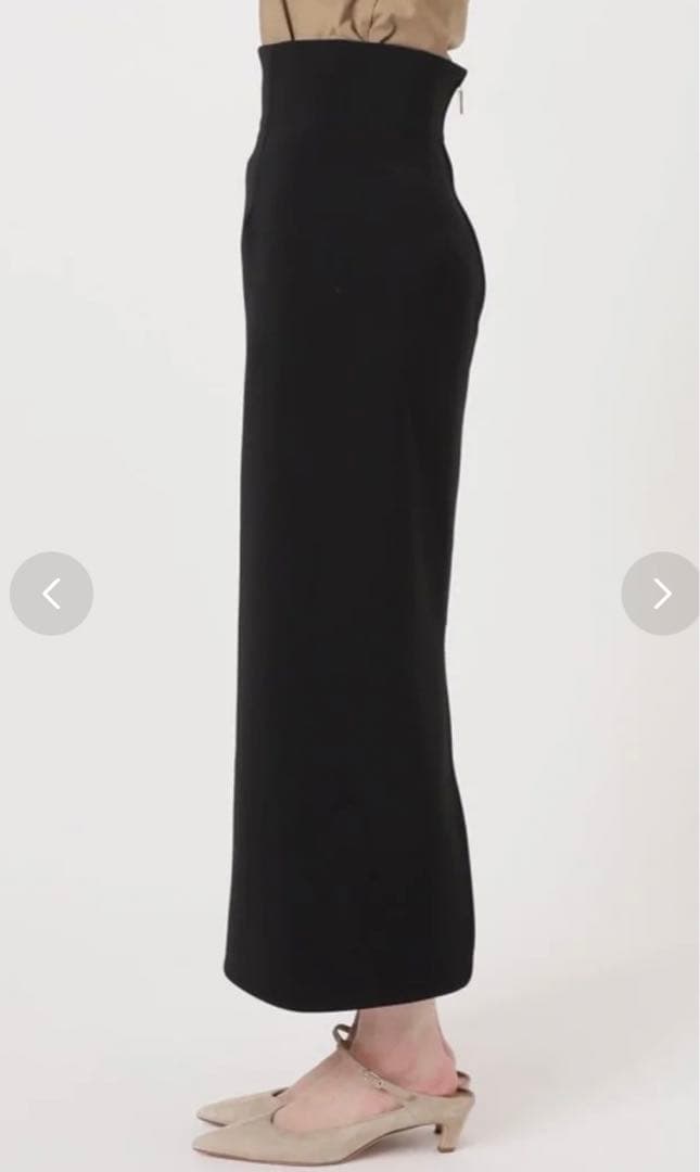 ほぼ新品 NOBLE コンフォートジャージーライクタイトスカートブラック 36