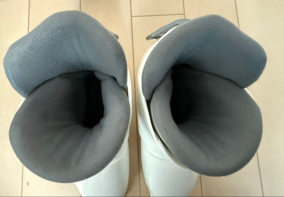 《札幌市内手渡し可能》スキー 3点セット ブーツ 板 ストック kazama