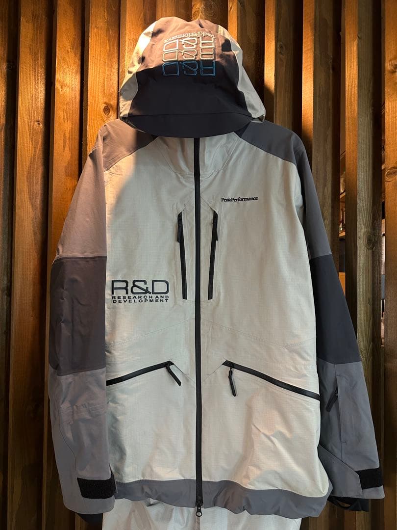 ピークパフォーマンスPeakPerfomance ナチュラル　ノーソン