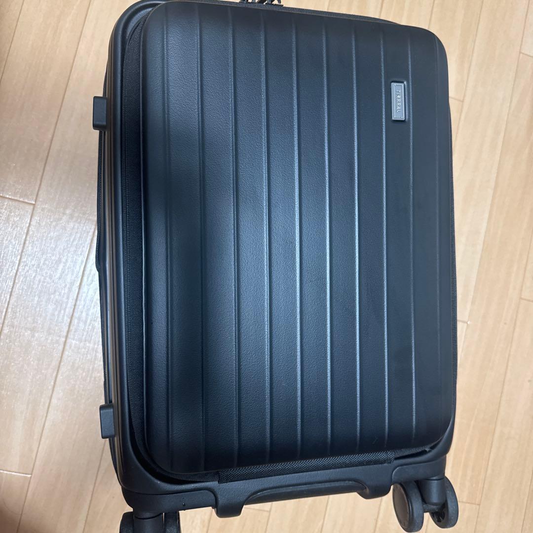 TOMARU TIERRAL ブラック キャリーケース