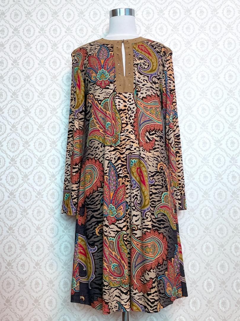 新品タグ付き ETRO エトロ 虎柄 ペイズリー柄ワンピース - メルカリ