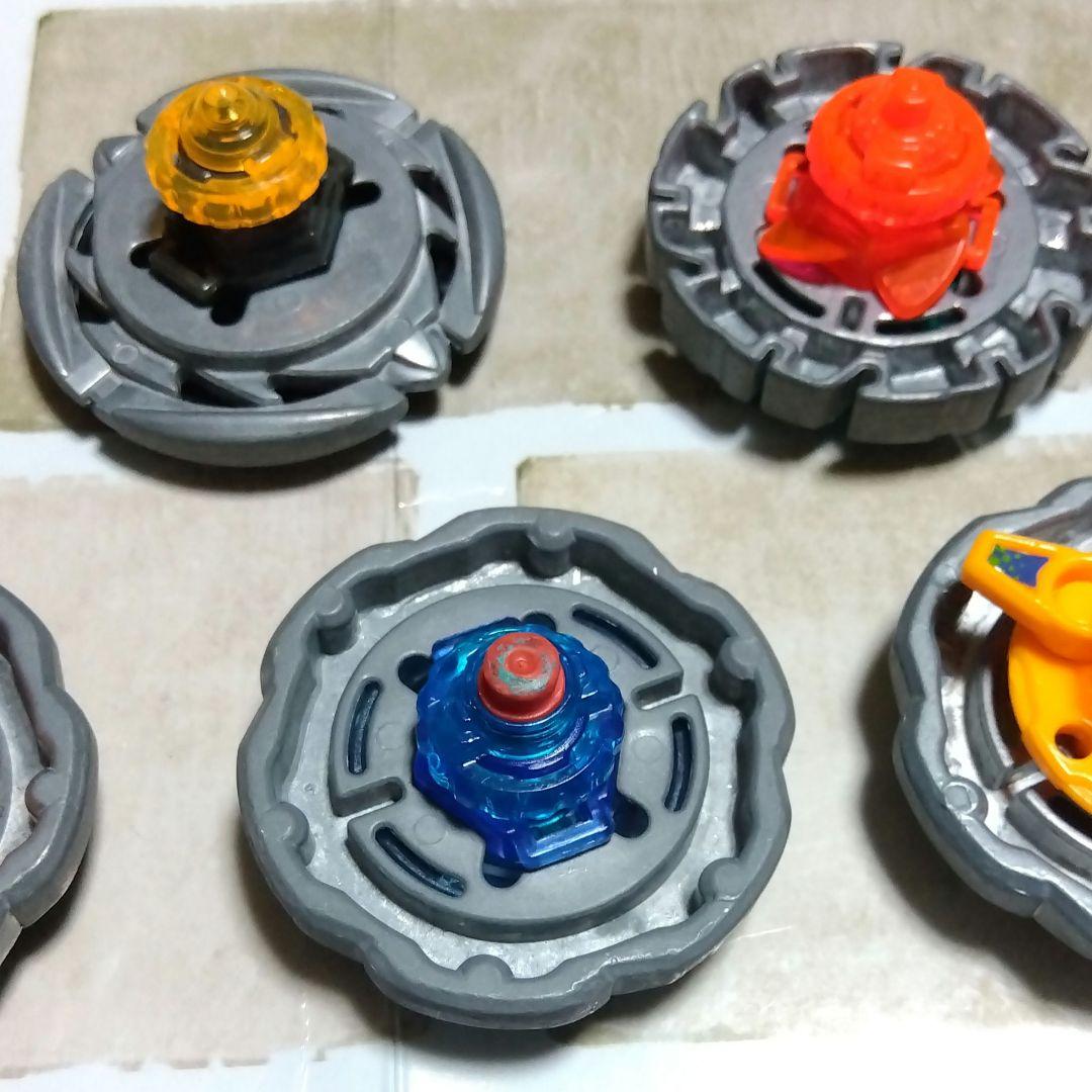 メタルファイトベイブレード　３５個　まとめ売り