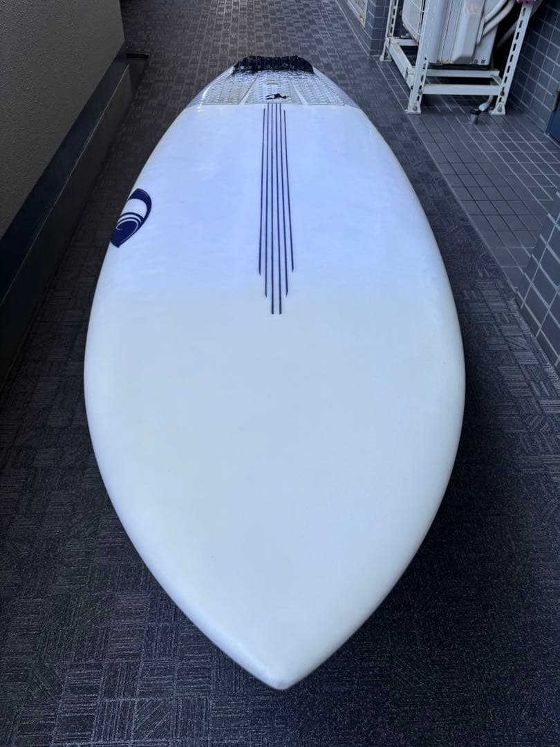 シャープアイサーフボード ディスコチーター 5'6 30L 藤沢手渡しで値引き！