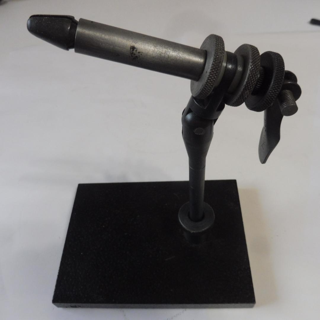 トンプソン THOMPSON 360バイスとタイイングツールのオマケ