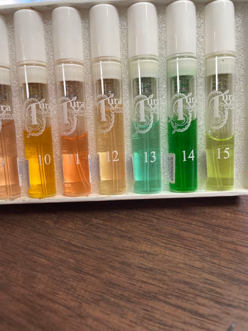 【オーラソーマ】ポマンダー（15本）　& クイントエッセンス（15本）セット